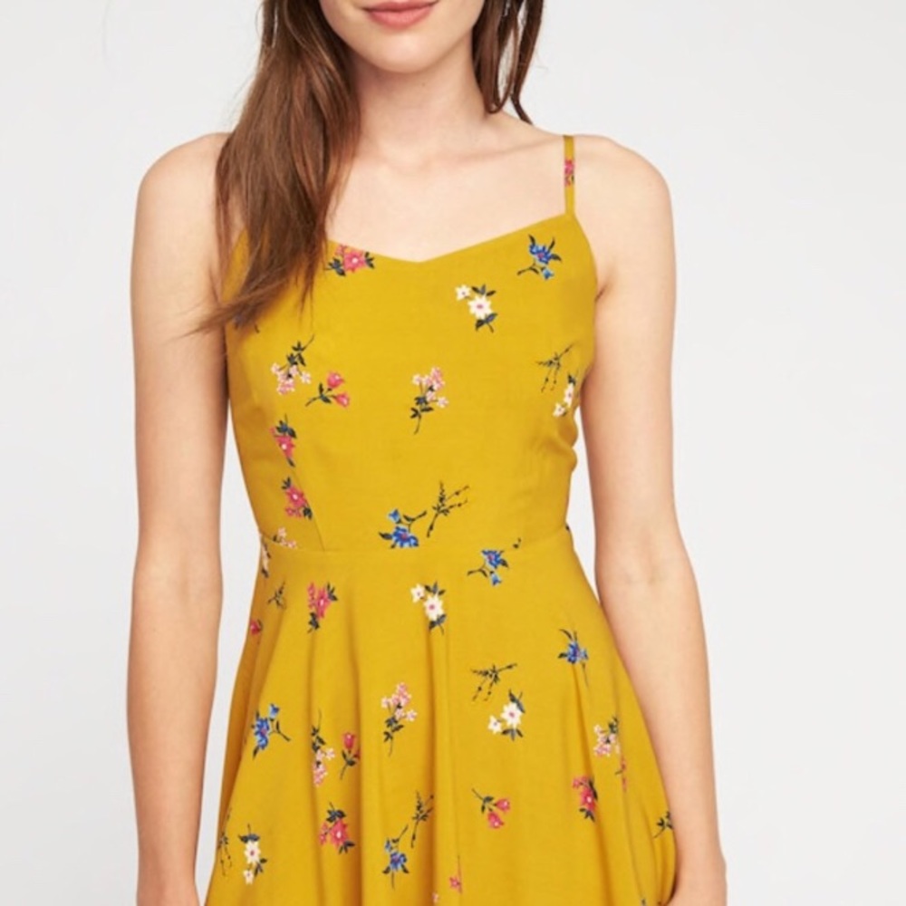 Petite Fit & Flare Cami Floral Dress